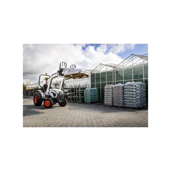 BOBCAT CT2040 HST COMPACT TRACTOR With Pallet Forks & Bucket Package - Image 6