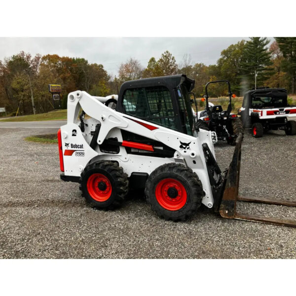 Used 2020 Bobcat S650 Skid Loader 800 hours - Image 3