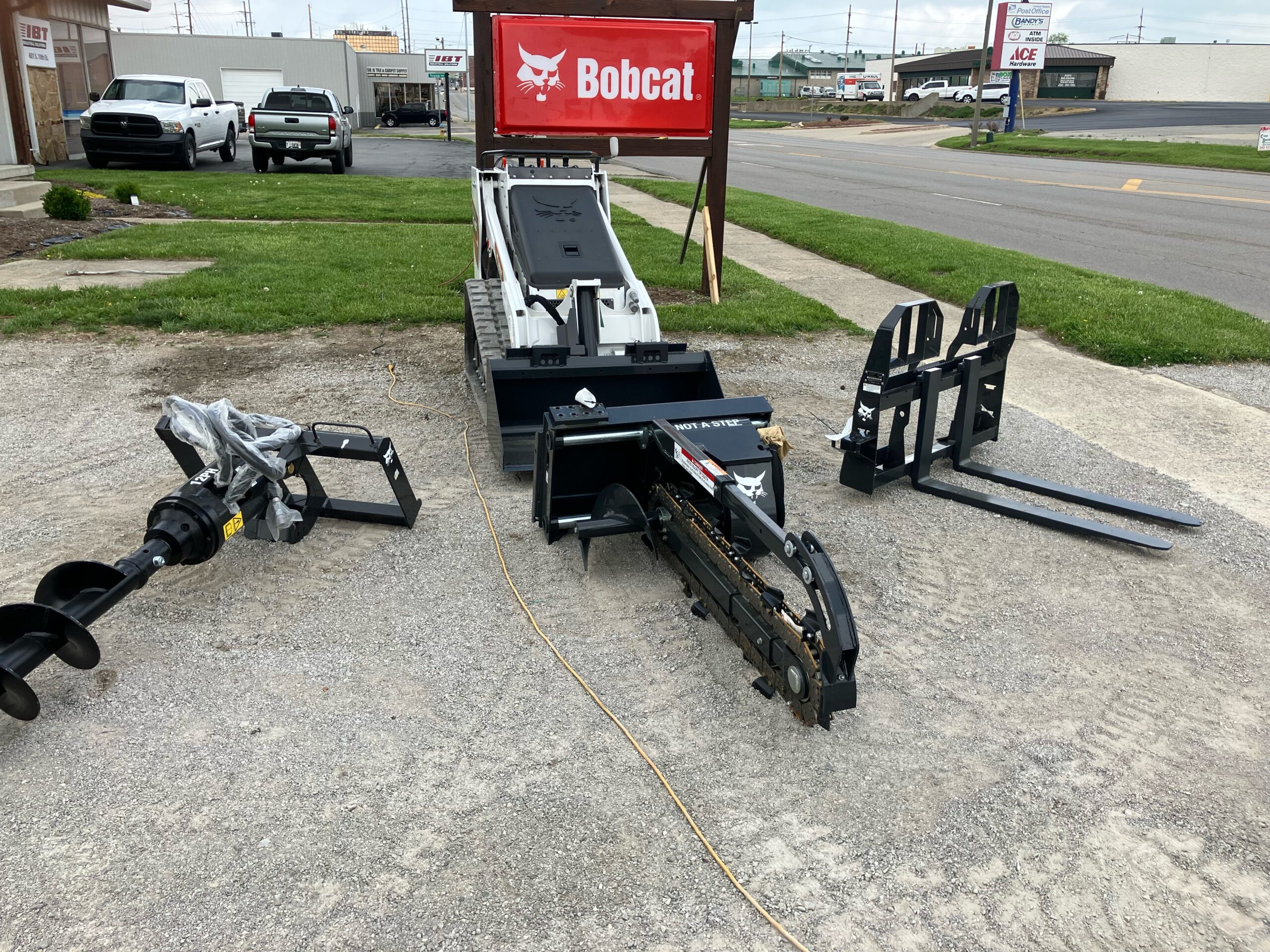 Bobcat MT100 Mini Track Loader (Rental Package) - Image 3