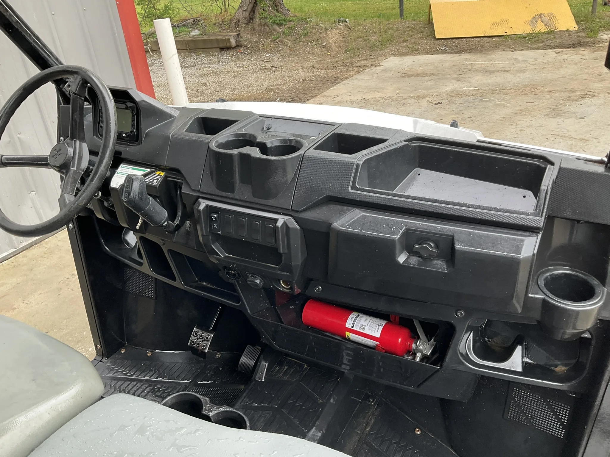 2022 Bobcat UV34XL w/ 376hrs Gas UTV Seats 6 - Image 5