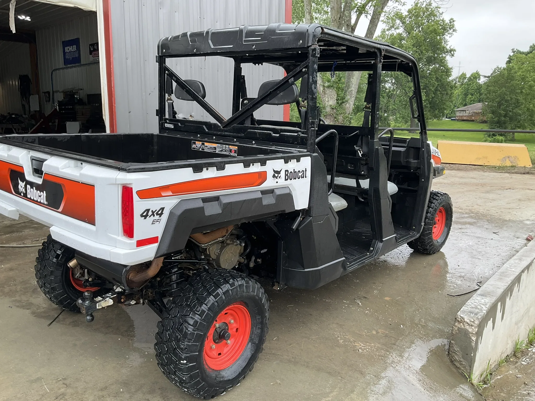 2022 Bobcat UV34XL w/ 376hrs Gas UTV Seats 6 - Image 7