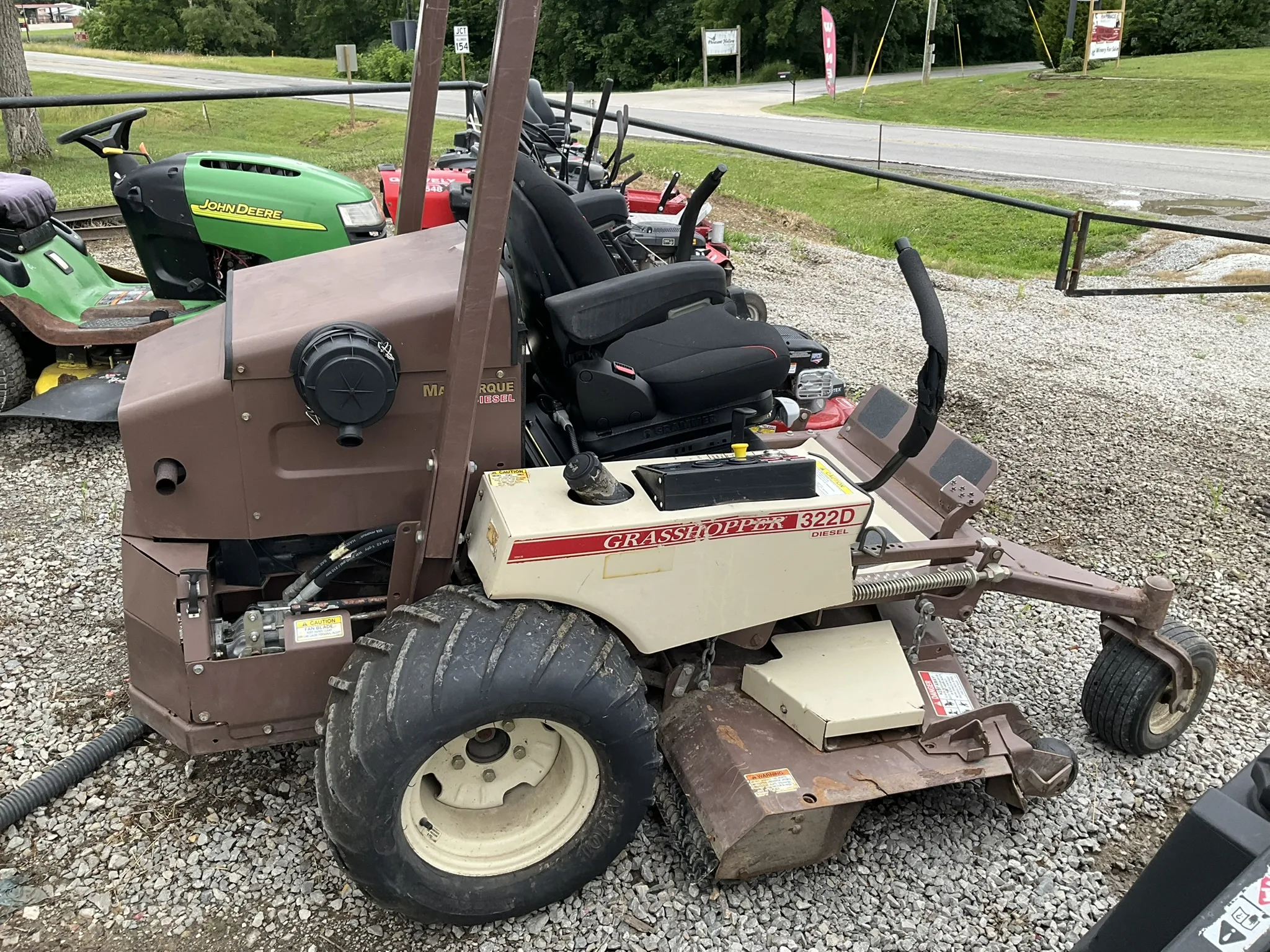 Used 2008 Grasshopper 322D 61" Deck - Image 3