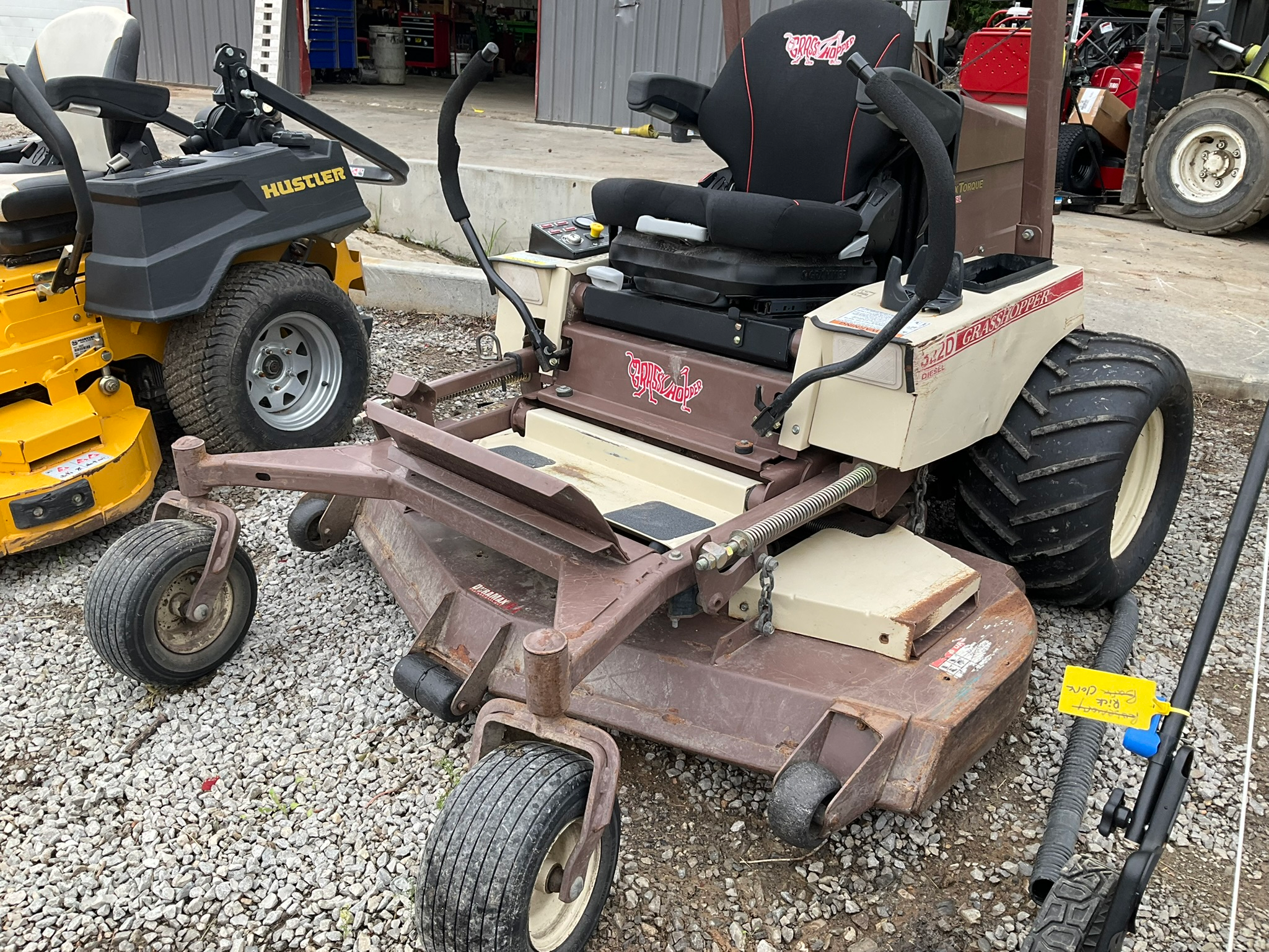 Used 2008 Grasshopper 322D 61" Deck - Image 7