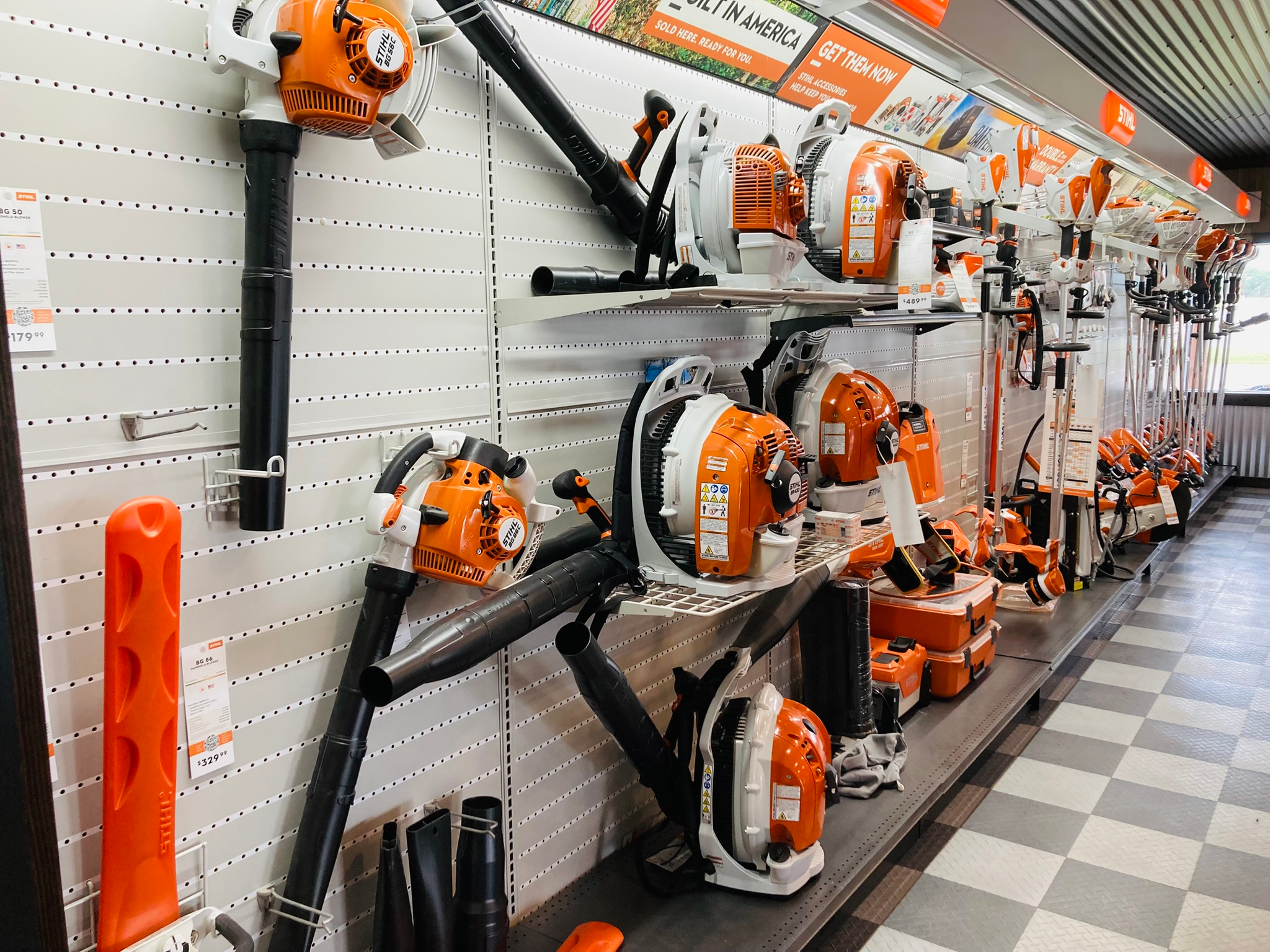 Shop equipment at Zebros Outdoor Power